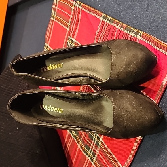 Madden NYC black suede heel - Picture 4 of 11